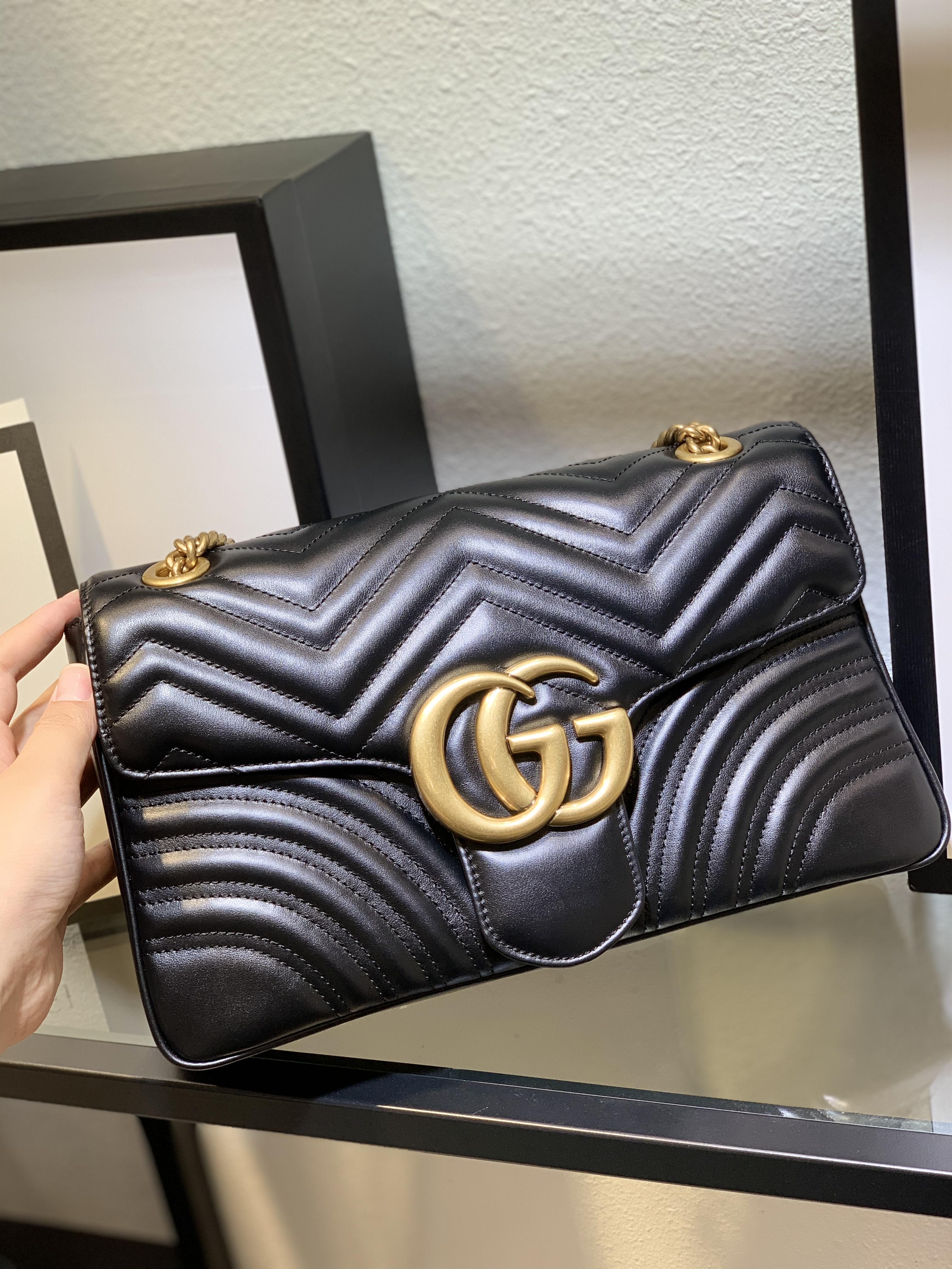 Gucci Black Leather GG Marmont Medium Matelassé Shoulder Bag 443496