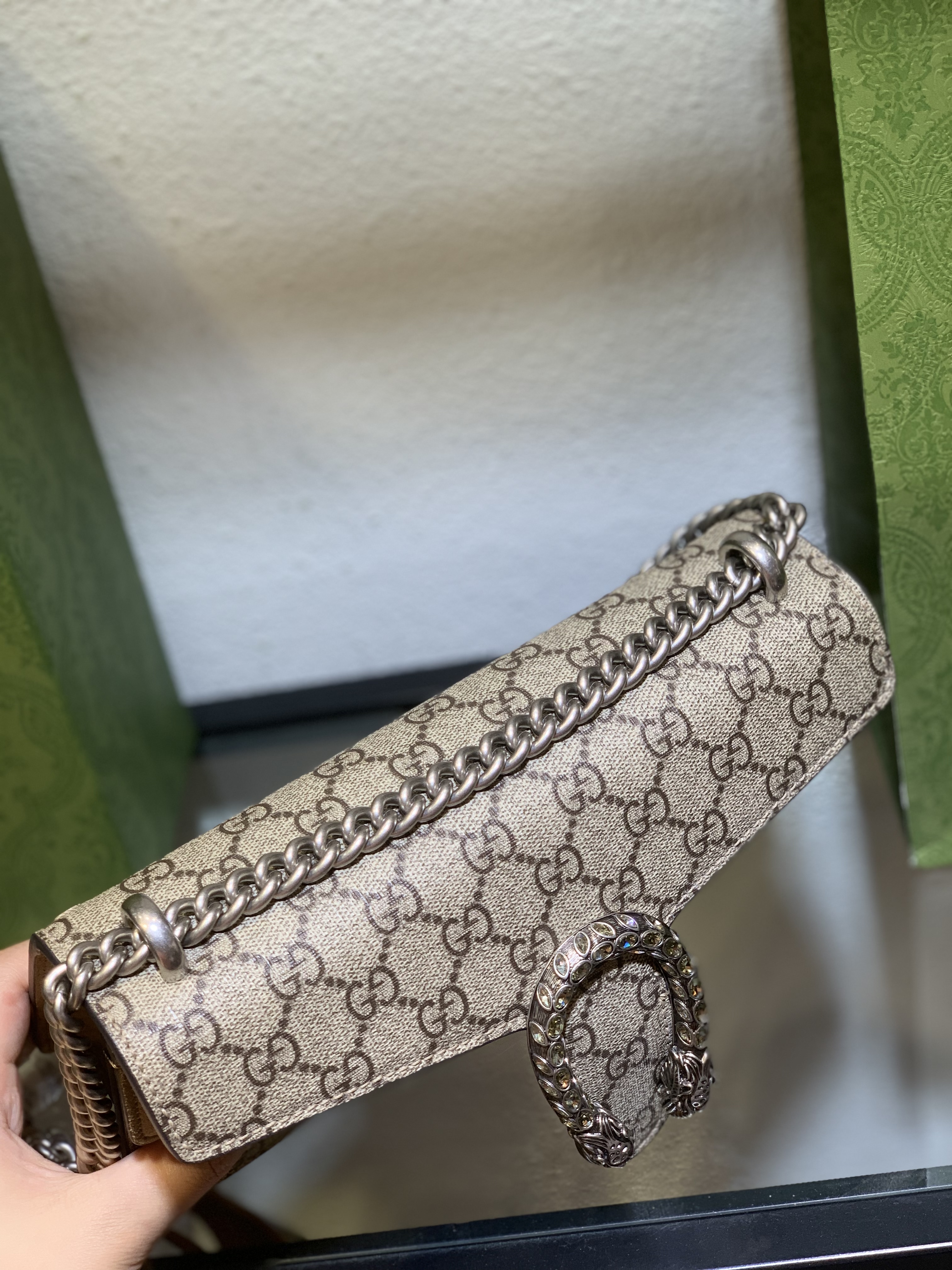 Gucci Dionysus small shoulder bag in GG Supreme and taupe suede 499623