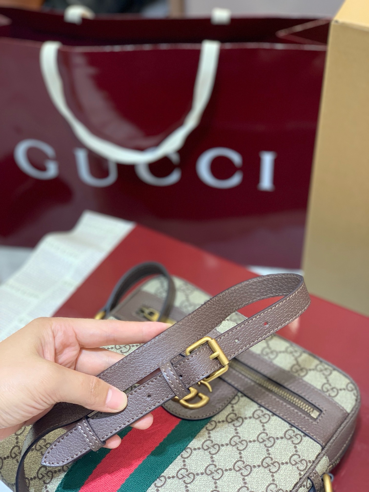 Gucci GG Supreme Ophidia Small Messenger Bag  547926