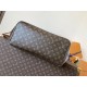 L.V Discover Louis Vuitton Slim Trunk M13147