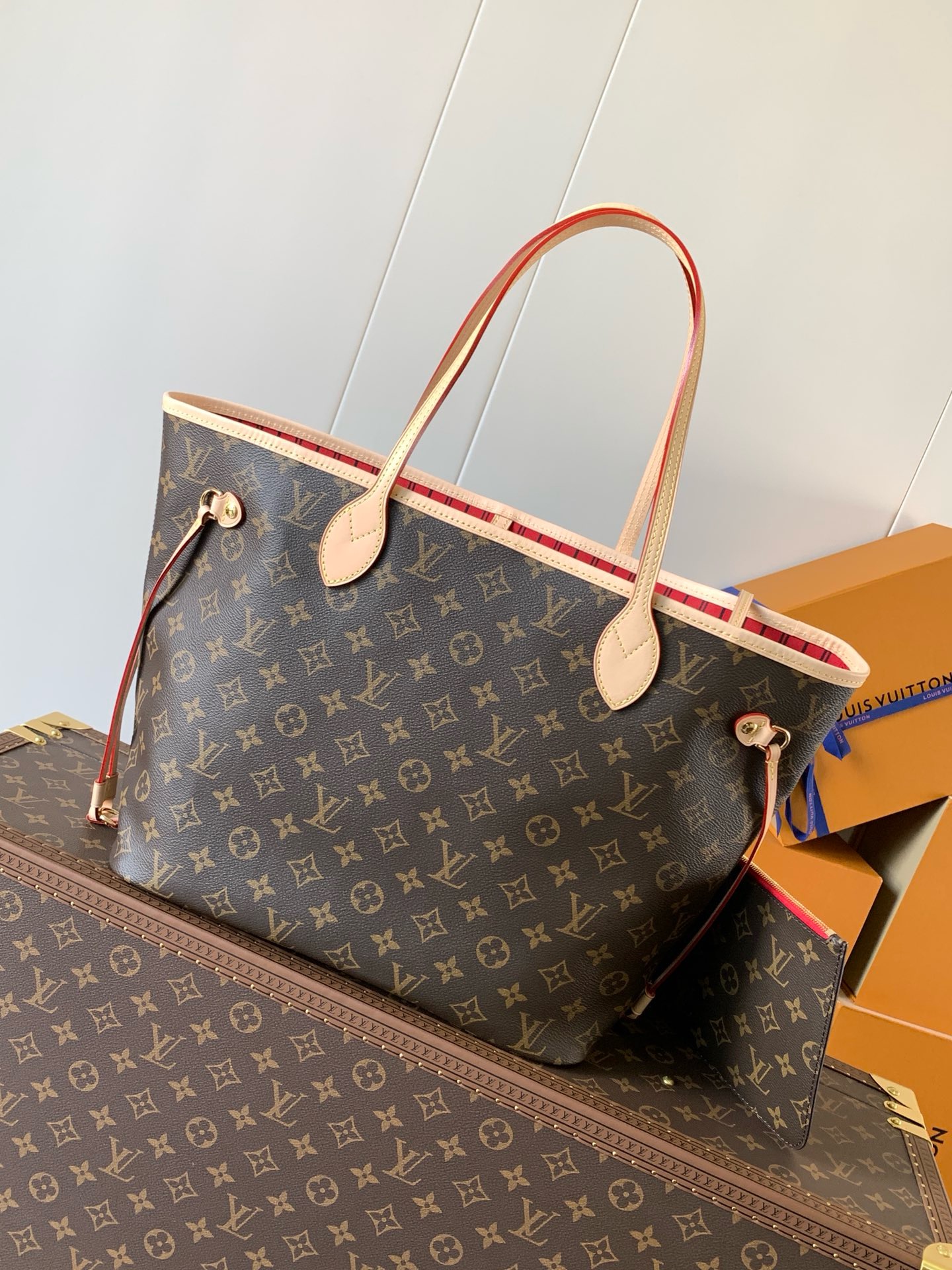 L.V Neverfull MM Monogram Mid Size Cherry Red Tote M41177